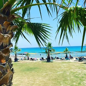 Baia San Lorenzo , Reitani Italia